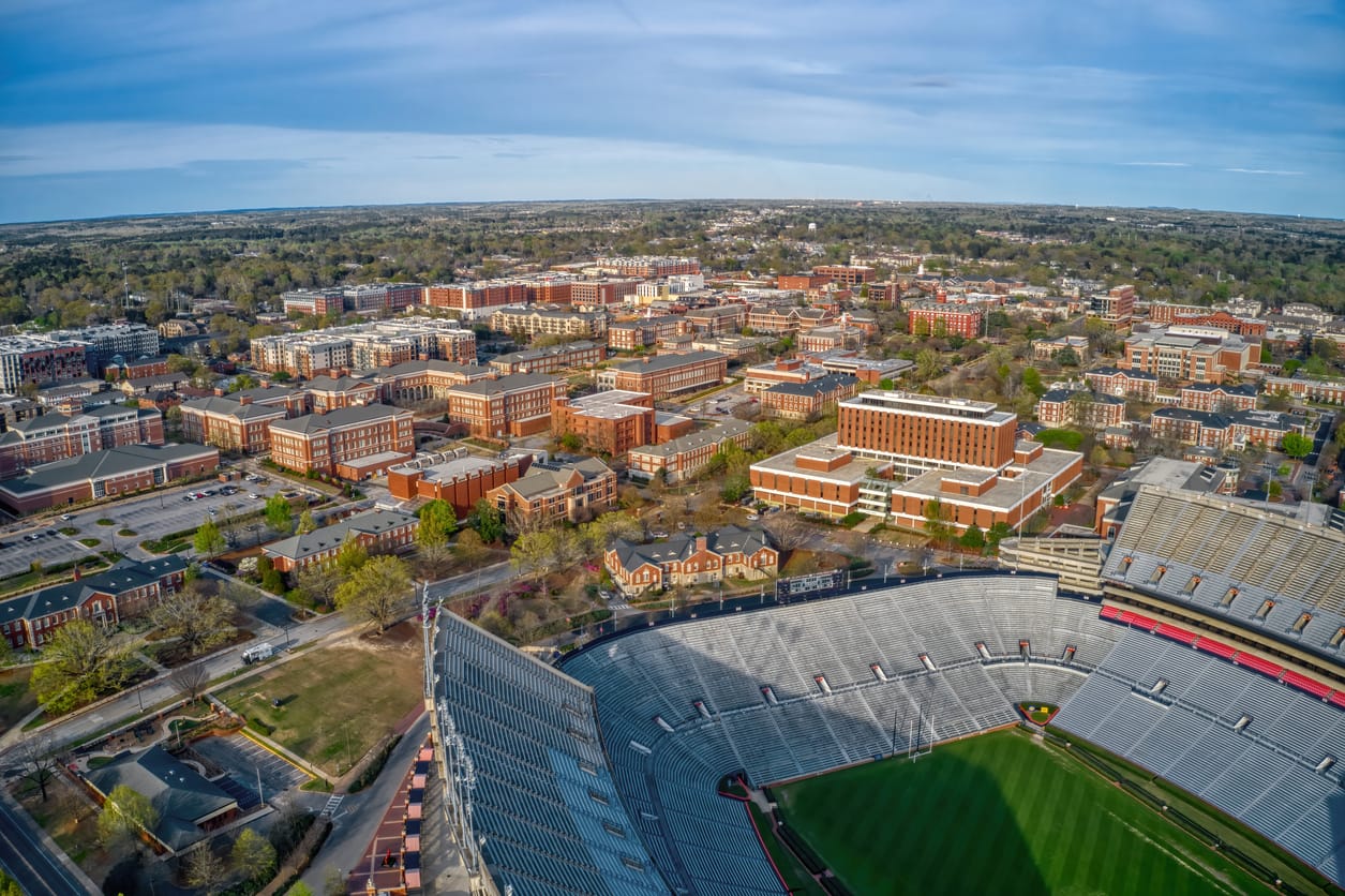 Economy in Auburn