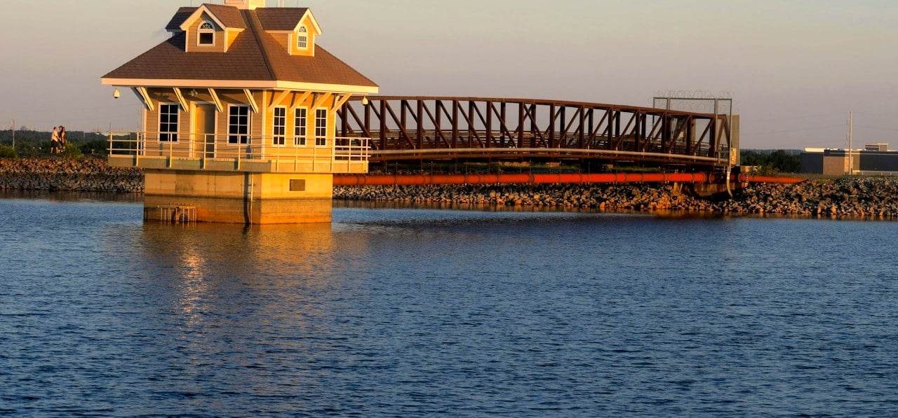 Newark Reservoir pumphouse at evening, Newark Delaware