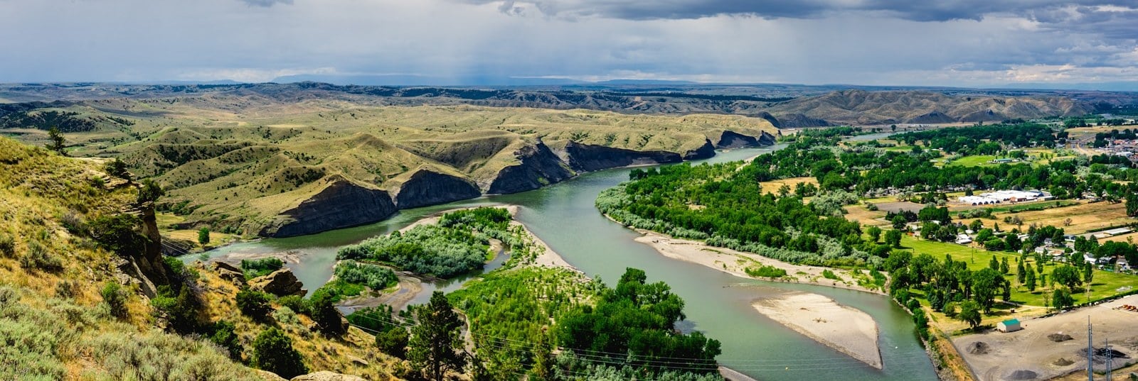 Yellowstone River and rimrocks near Billings Montana