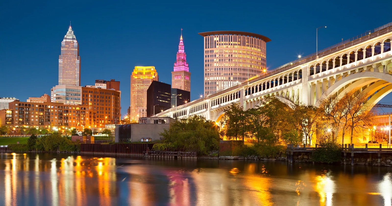 Cleveland Ohio skyline and Veterans Memorial Bridge at night