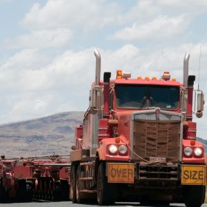 Oversize load transport truck (wide)