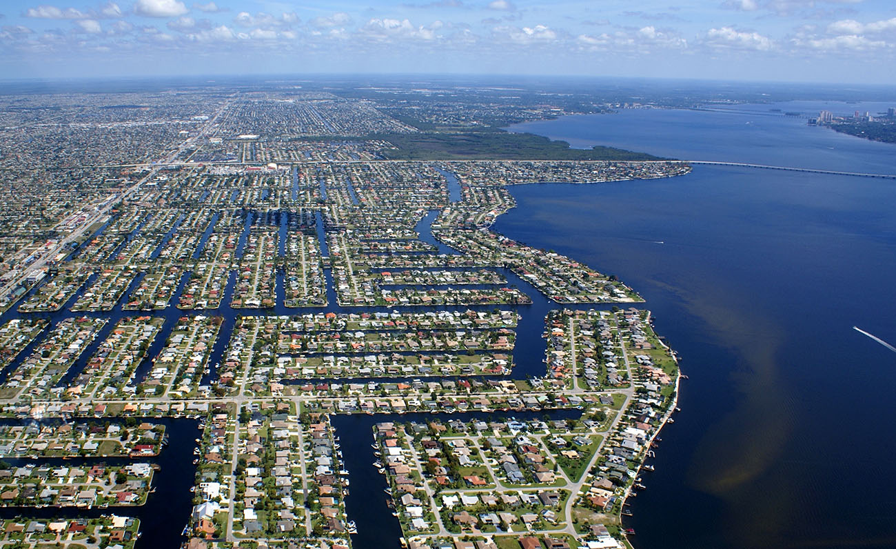 Chicago, IL to Cape Coral, FL Car Shipping Guide