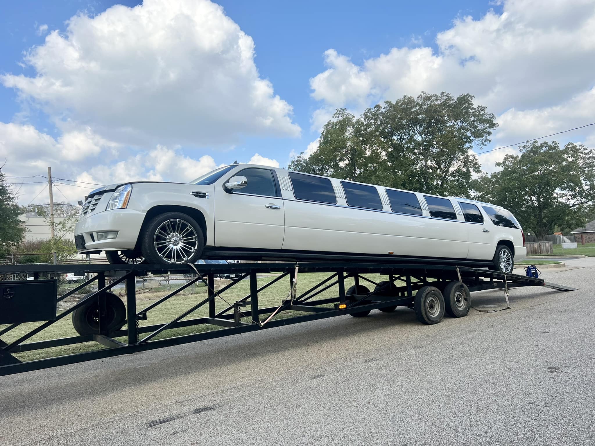 1.     Can all models of limousines be shipped?