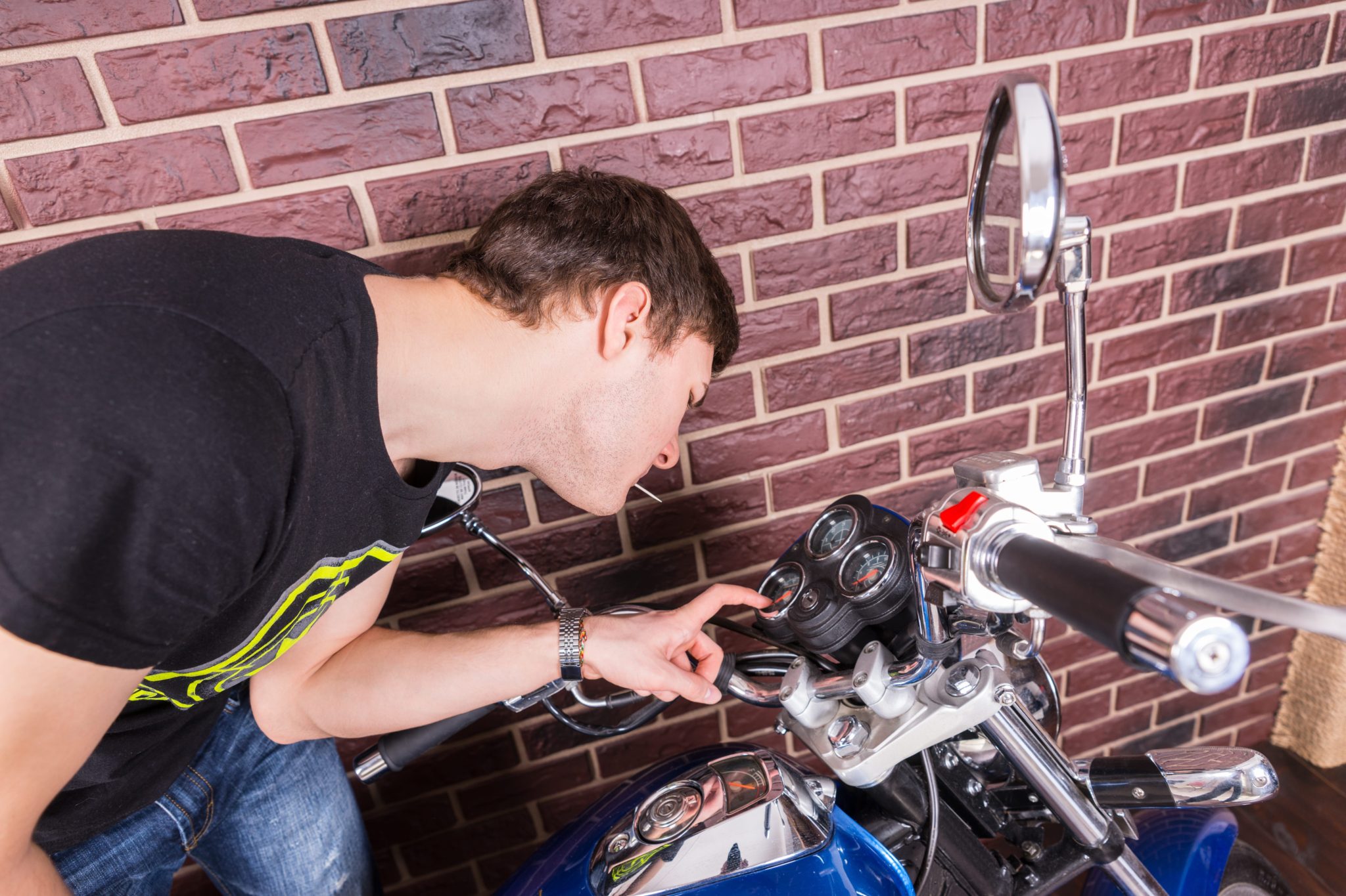 2. Prepare the motorcycle for shipping