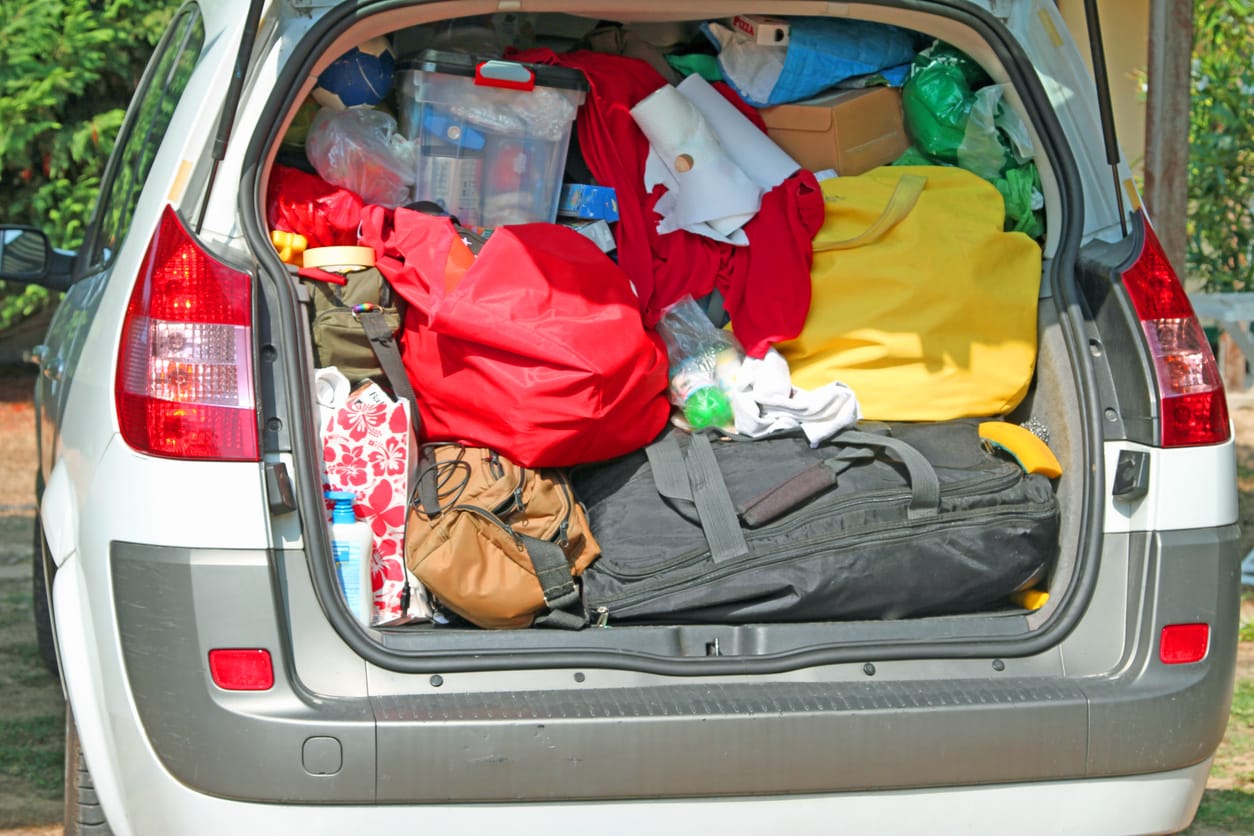Is Putting Personal Belongings in the Vehicle when Shipping it Okay?  