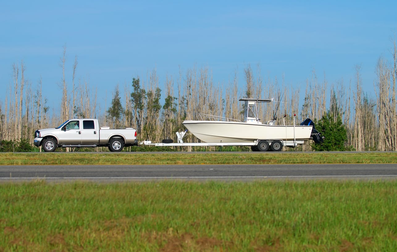 Know What It Takes to Transport Different Types of Boats