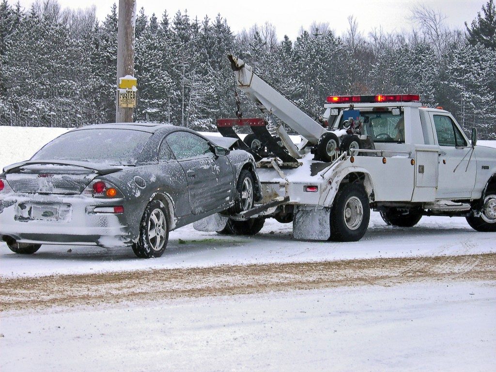 Pros and Cons of Towing Your Car