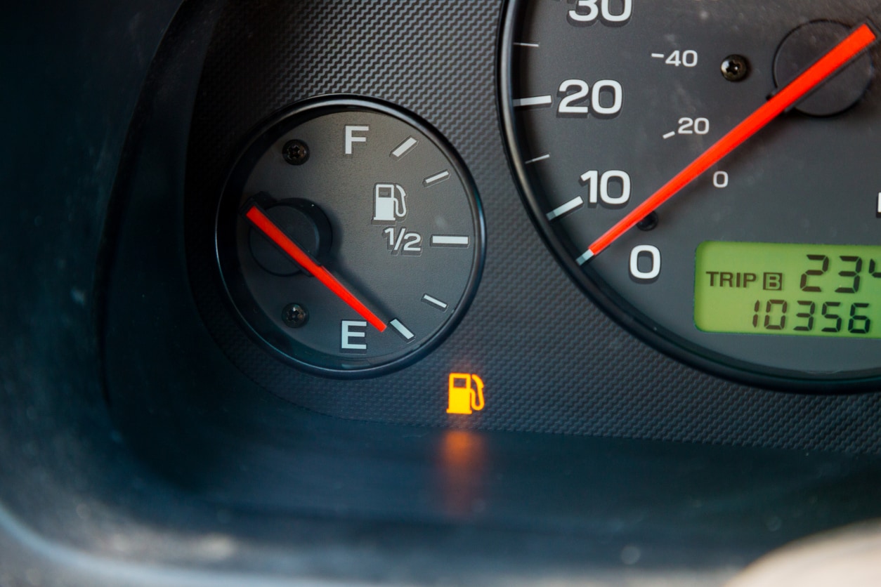 5.    EMPTY THE GAS TANK