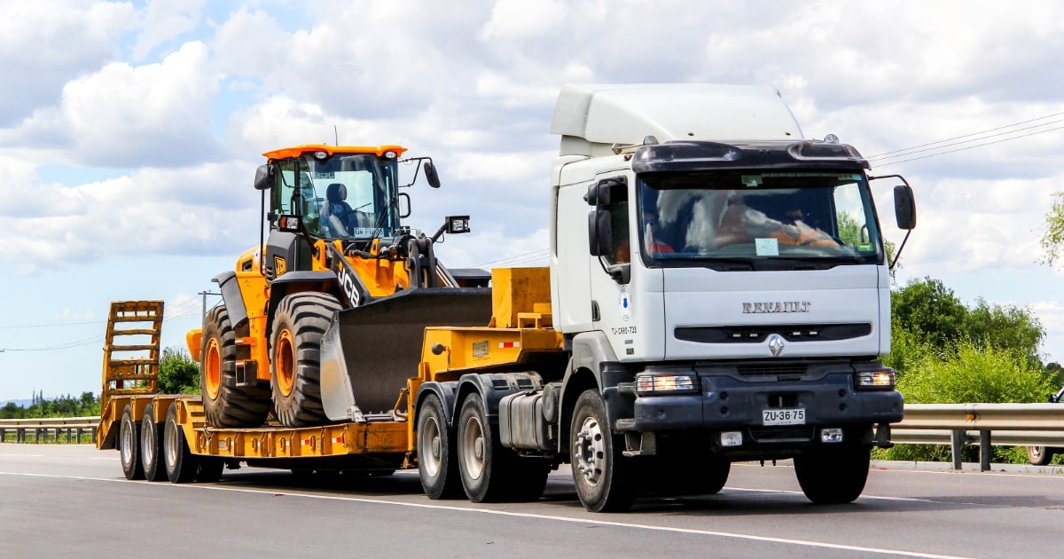 Shipping Heavy Equipment in Arizona