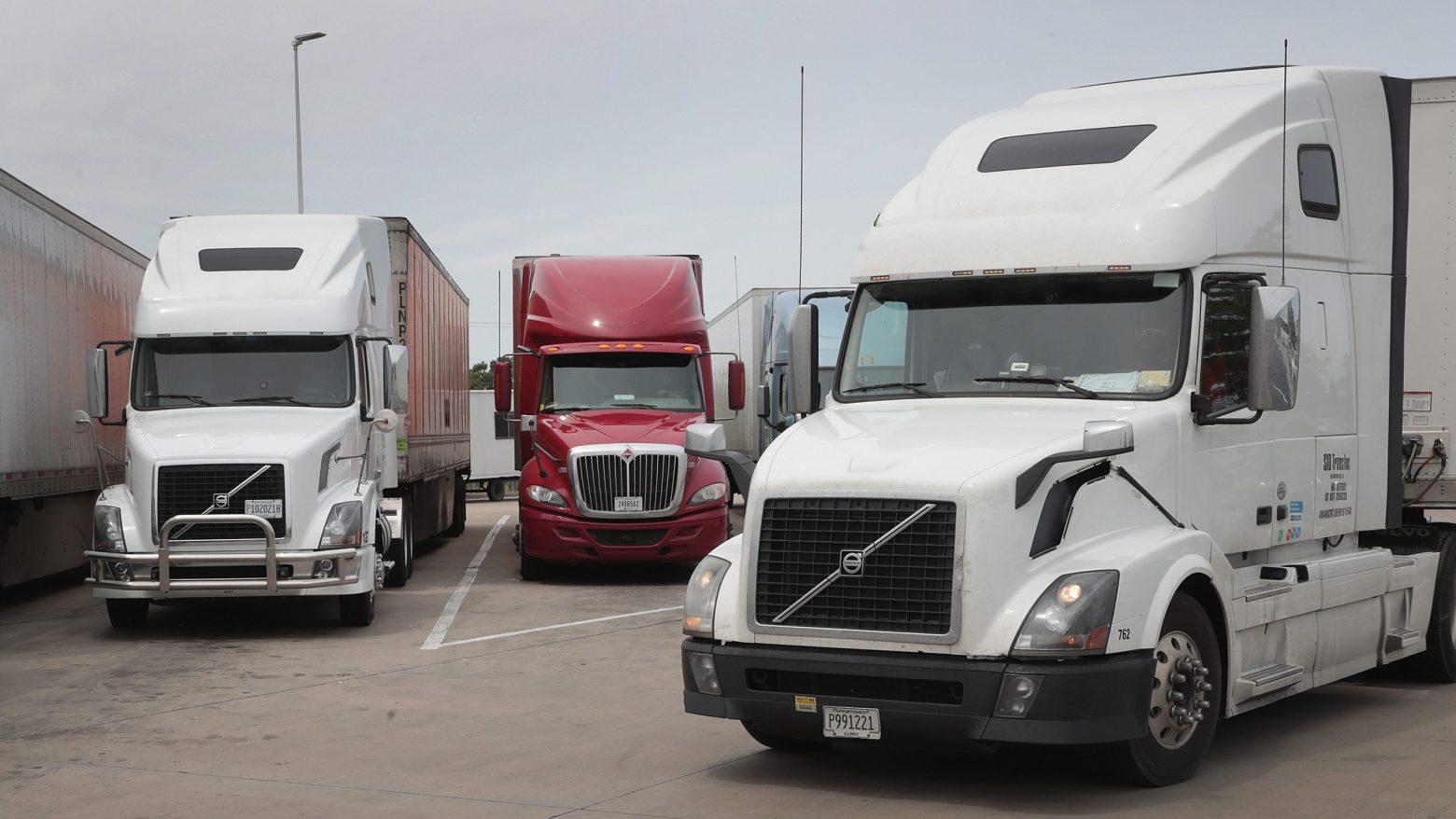 Regulations and Permits for Heavy Equipment Shipping