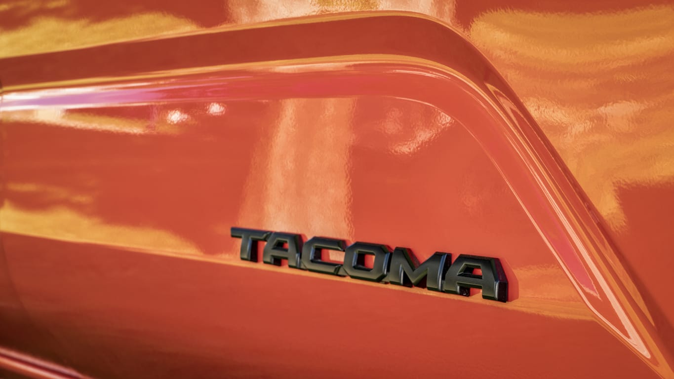 How to Ship a Toyota Tacoma