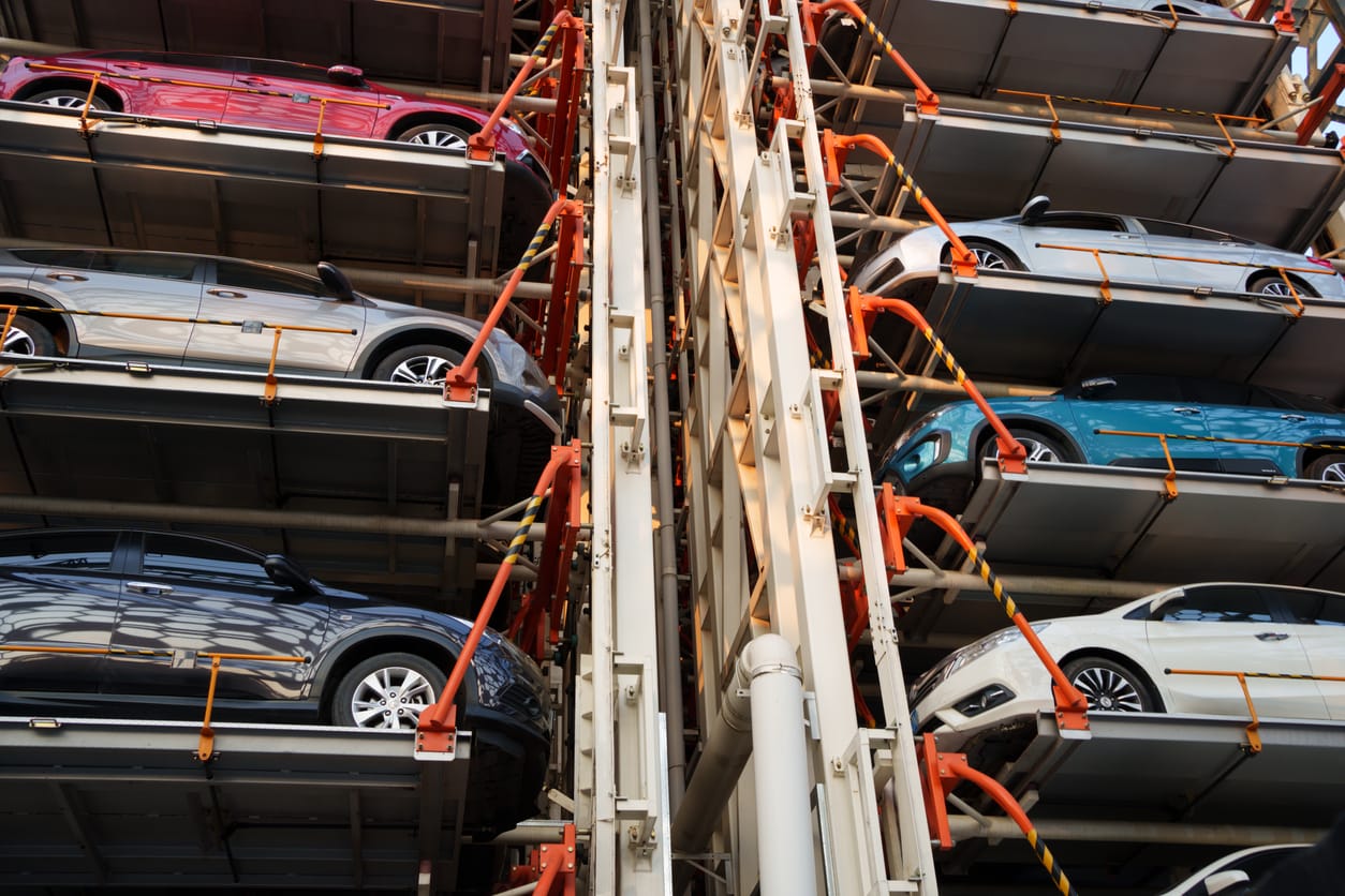 Selecting a Car Storage Facility