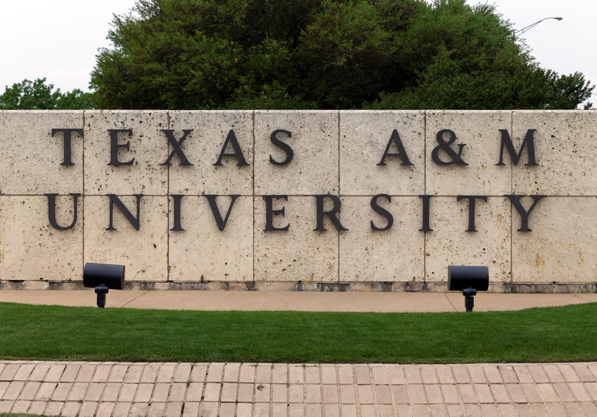How to Ship a Car to or from Texas A&M University in College Station, Texas
