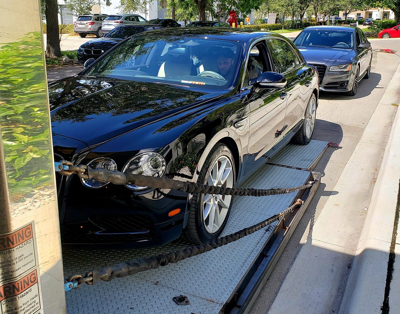 Types of Luxurious Cars That People Ship