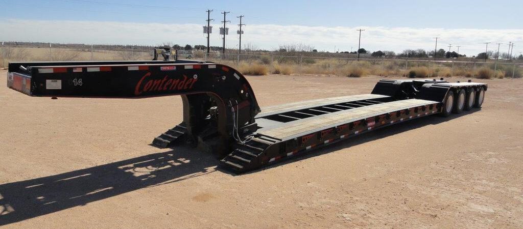 Are You in Need of Removable Gooseneck Trailer Shipping Services?