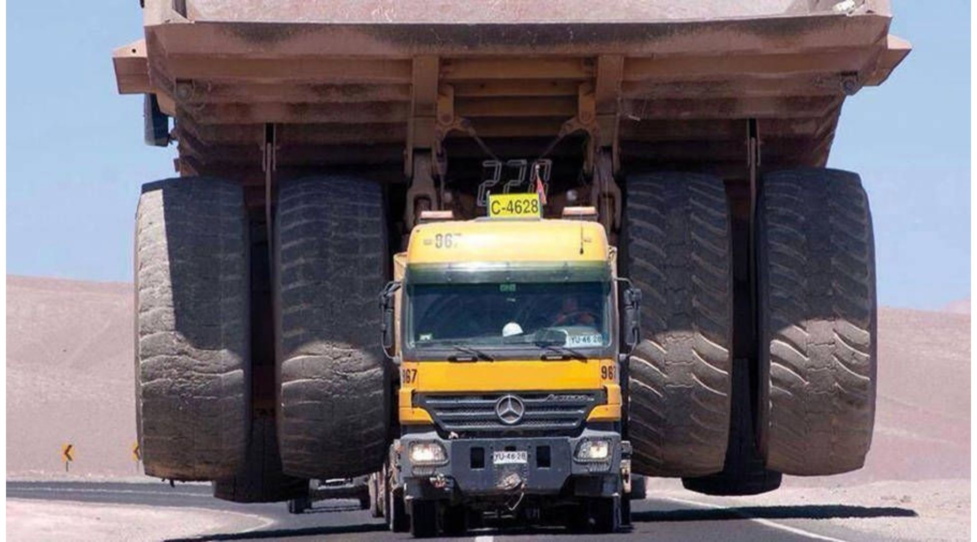 Benefits of Using a Vehicle Transporting Company