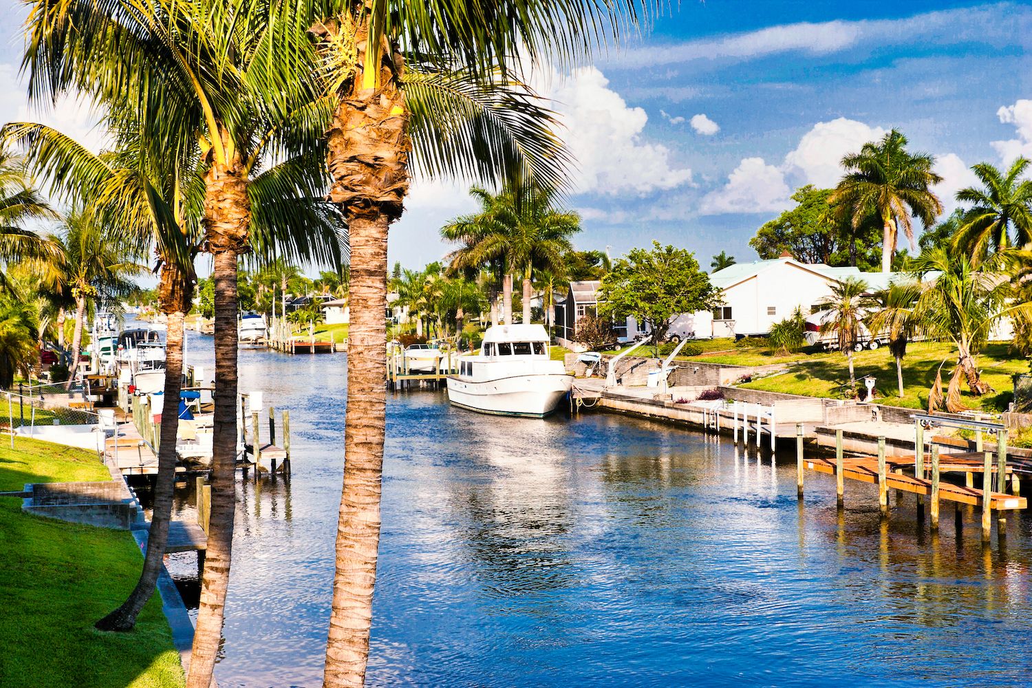 Ways to Ship Your Car to Cape Coral