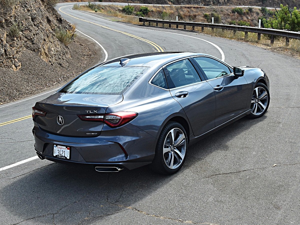 What You Should Know Before Moving an Acura TLX