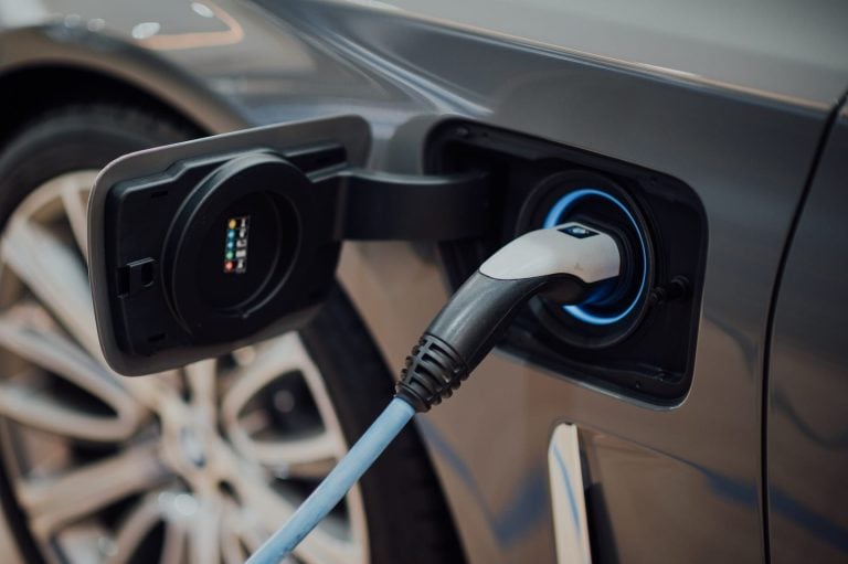 The Most Popular Electric Vehicles in the U.S., Ranked as the Top 10 EVs.