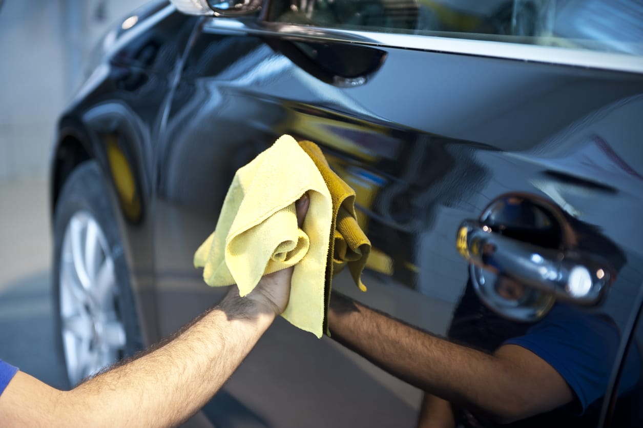 Inspecting Your BMW 5-Series before Shipping