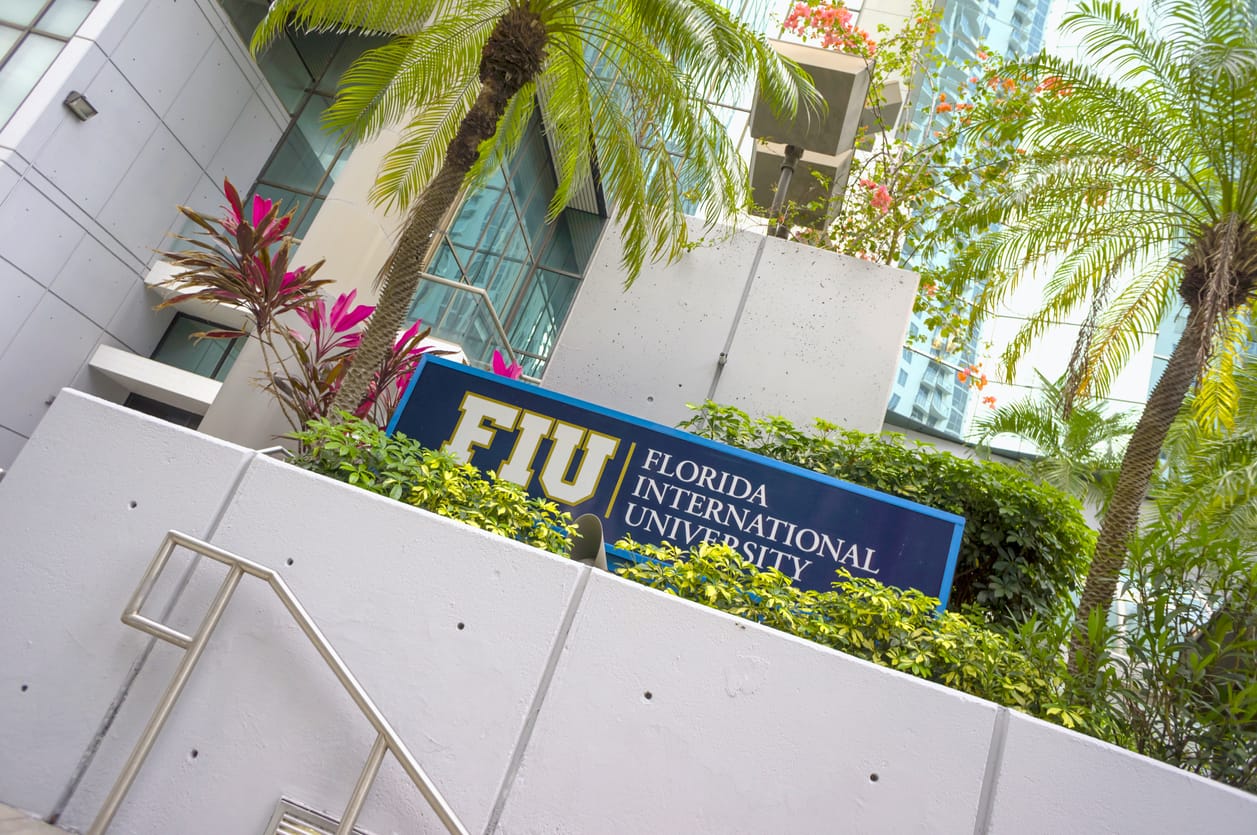 FIU - Florida International University in Miami, Florida: Step by Step Guide for Vehicle Transport