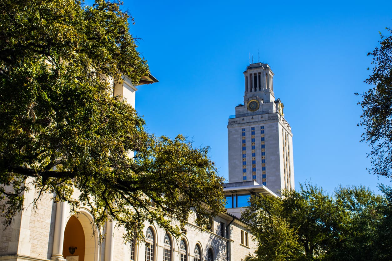 The Student and Faculty Guide for Vehicle Shipping to/from the University of Texas in Austin