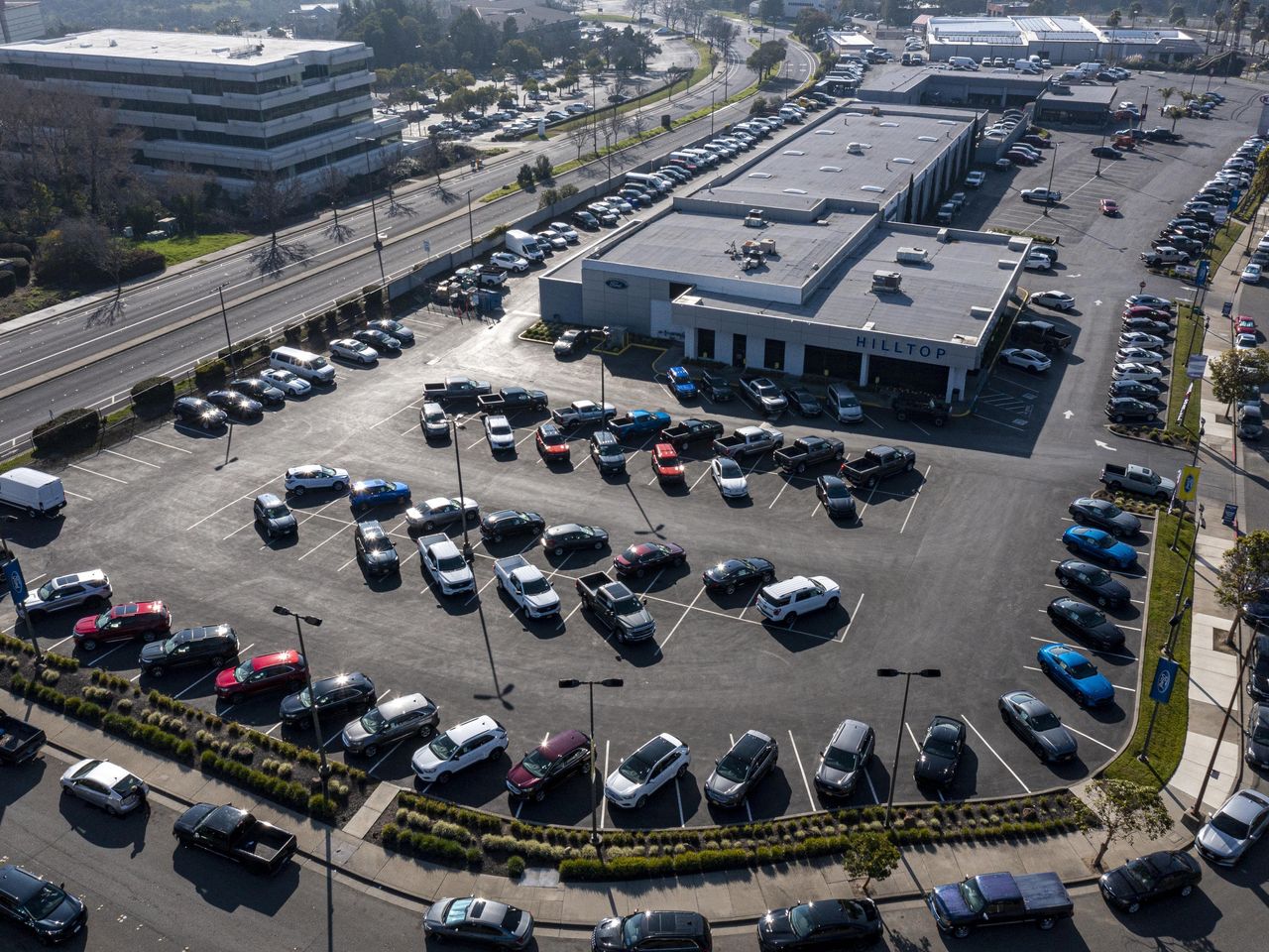 How Car Shipping Can Aid Dealerships in Their Pursuit of Growth and Expansion