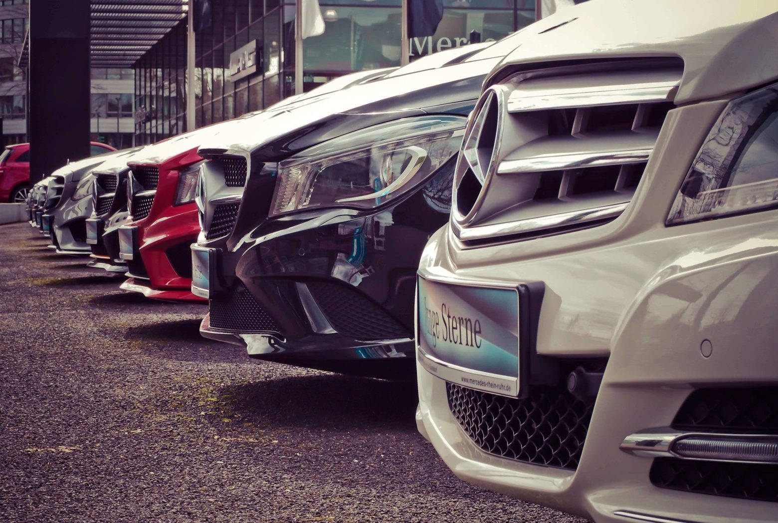 How a Recession Might Affect the Automobile Shipping Business in 2023
