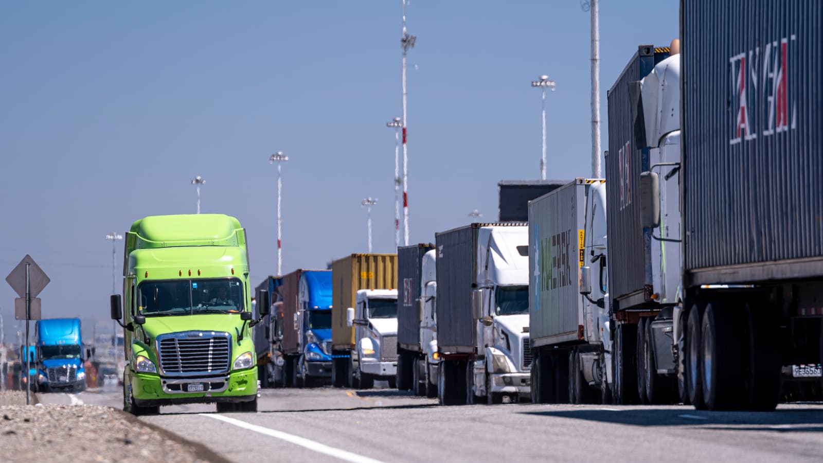 The US Trucking Market Spot Market vs. Contract Market