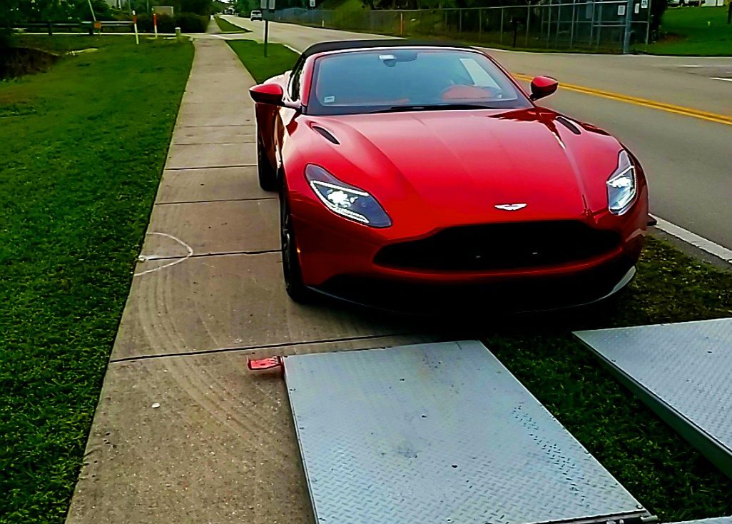 Hassle-Free Door-to-Door Luxury Car Transport