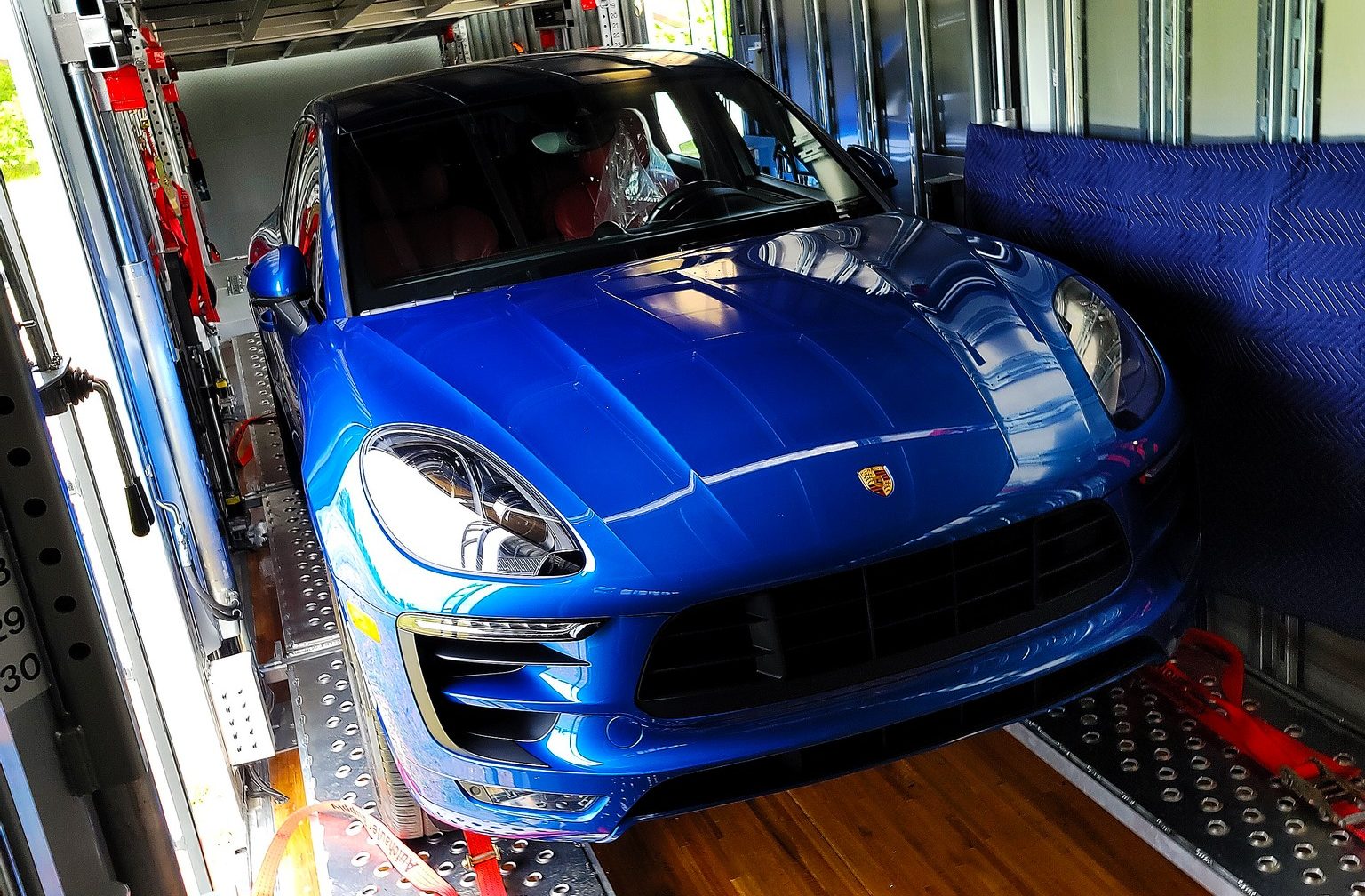 The 10 most popular Topics to Discuss with a Vehicle Shipping Company