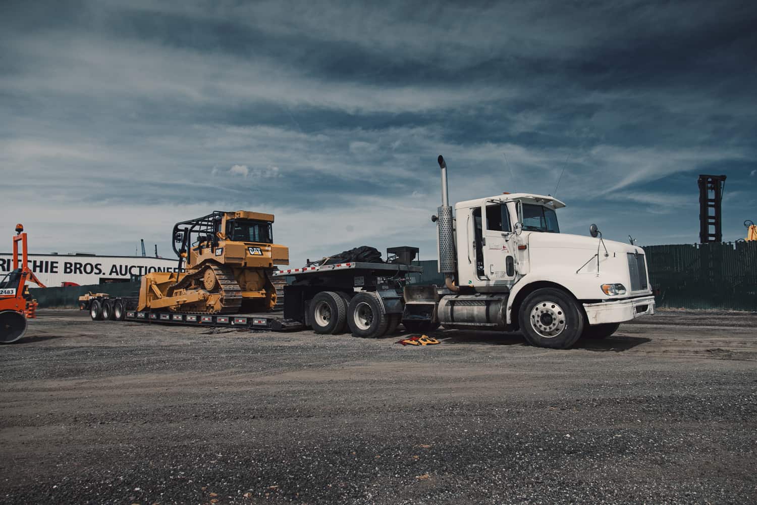 Types of Heavy Equipment that Ship A Car, Inc. Can Help You Ship