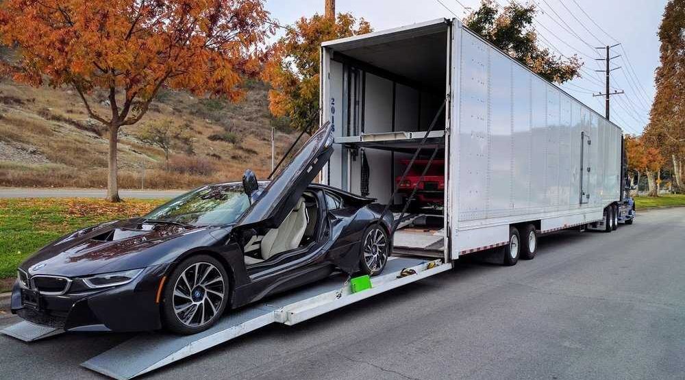 Why Hiring a Broker for Your Vehicle Shipping Needs Is Beneficial