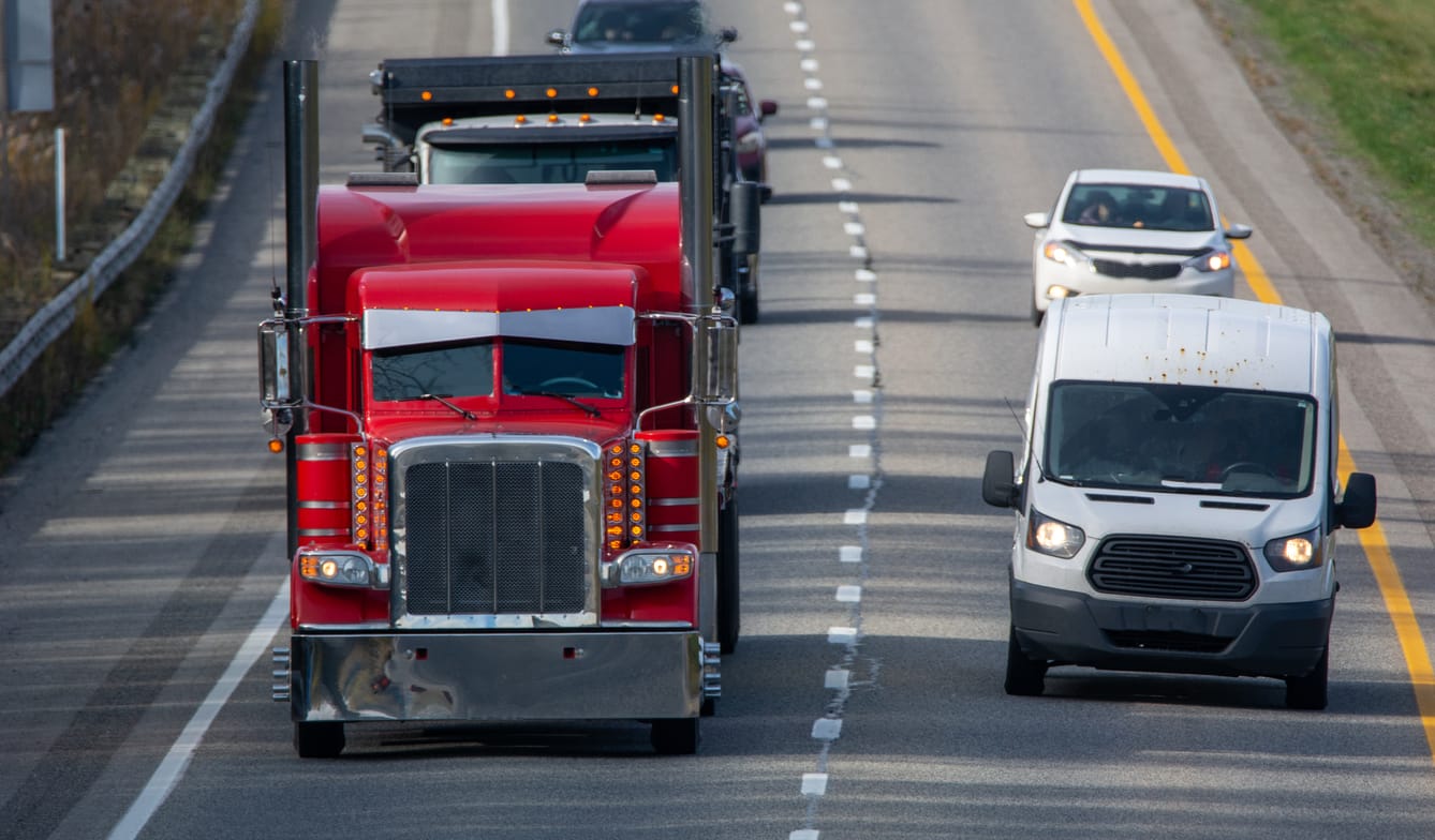 How Trucking Industries Can Establish Themselves Moving Forward