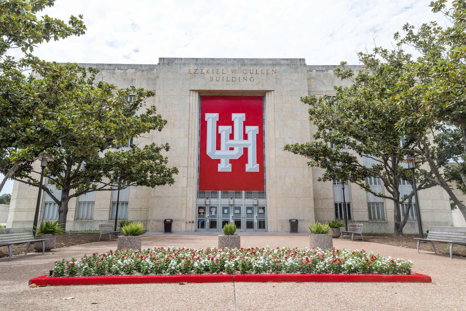 How to Ship a Car to or From the University of Houston UH - Houston, Texas