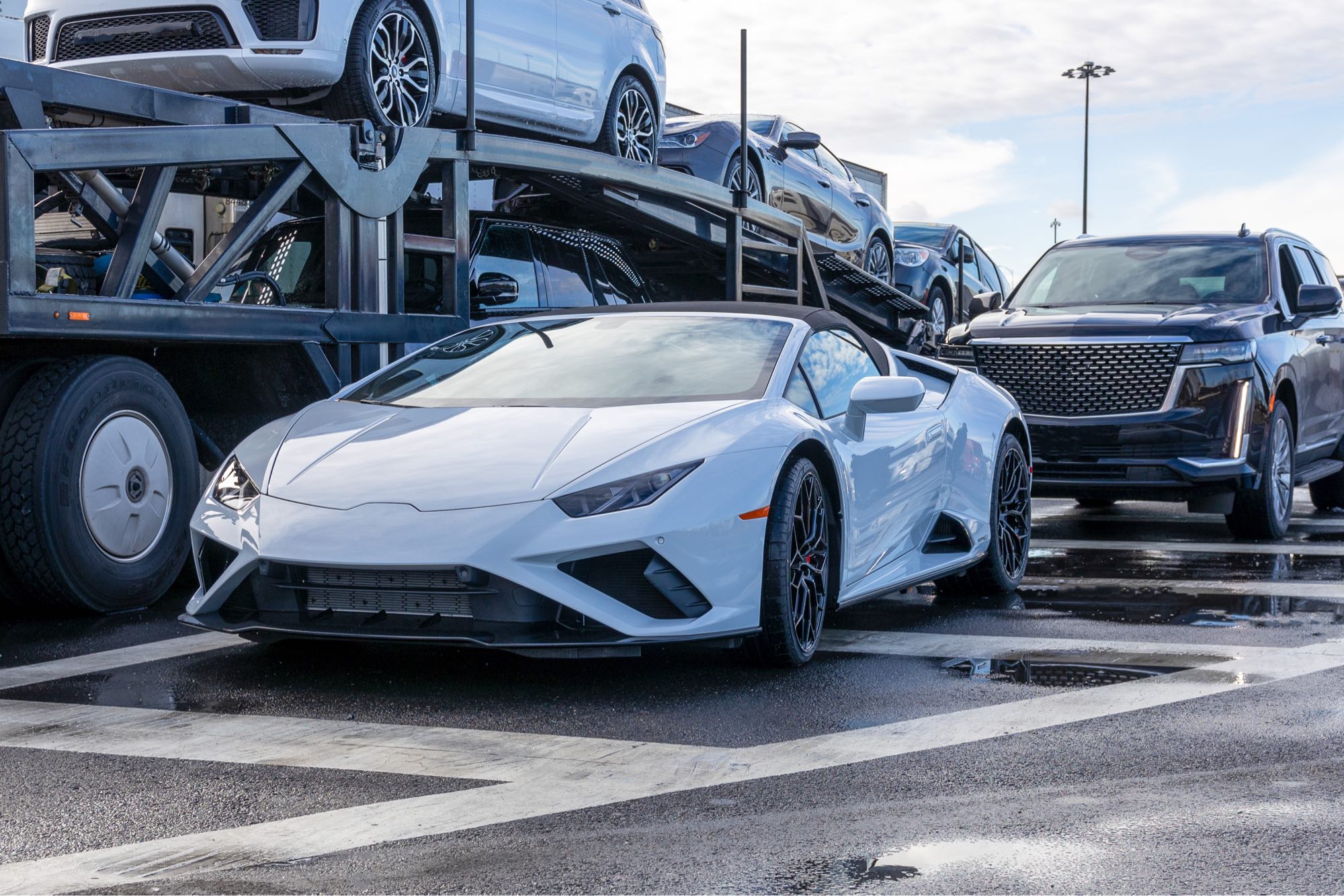 How Auto Transport Trucks Operate: A Look Inside A Car Carrier