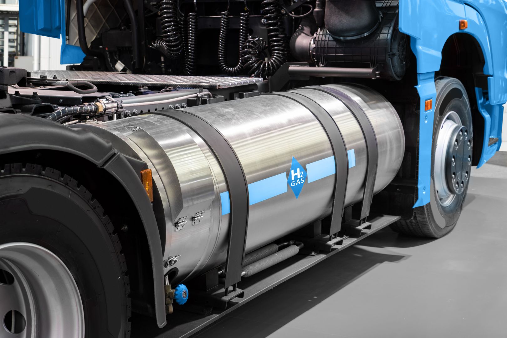 Paccar and Toyota Join Forces to Manufacture Hydrogen Fuel Cell Trucks