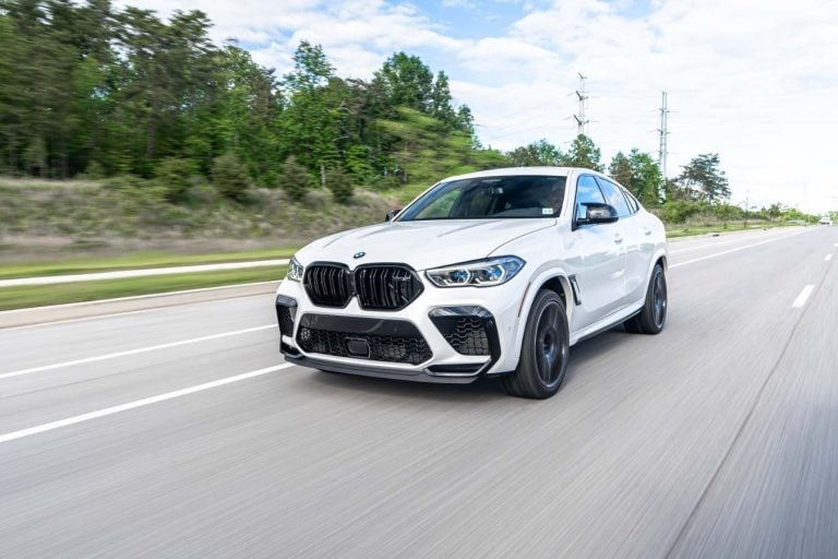 From Coast to Coast: How Car Shipping Makes Relocation Easier