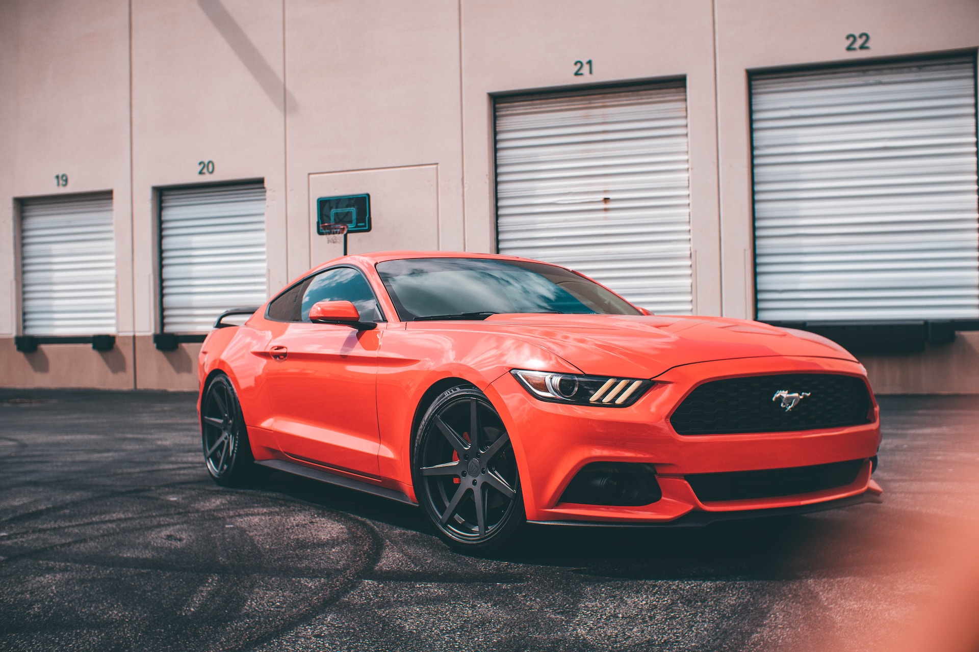 Ford Mustang: Advanced Technology Meets Raw Power 