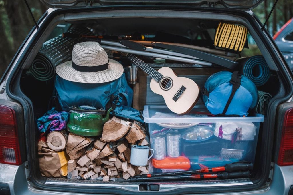 Why You Shouldn't Put Personal Items in Your Car During Shipping