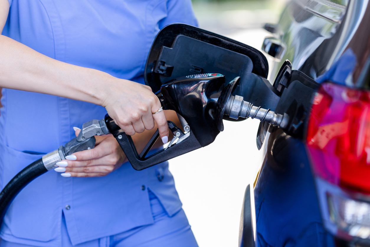 U.S. Gasoline Prices Rise Amid Supply Challenges Impacting Motorists