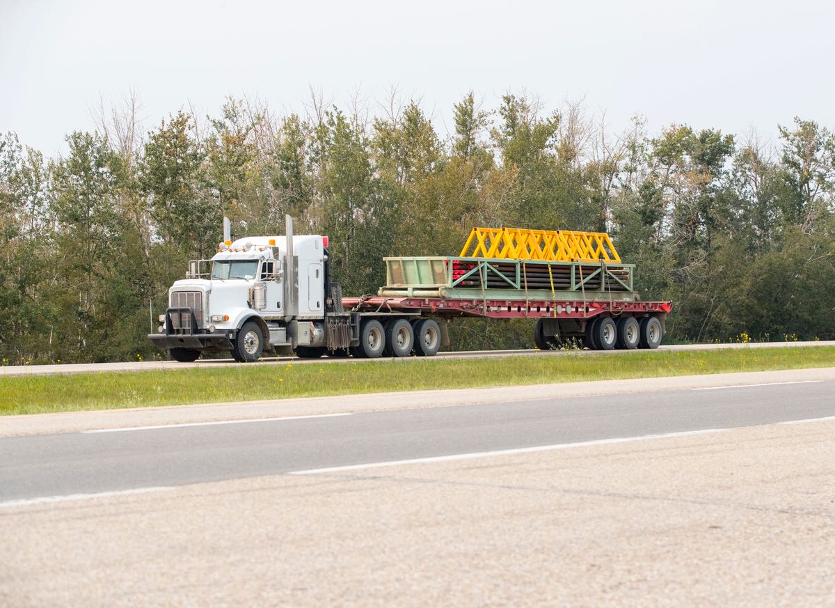 Reliable Transport Services for Shipping Heavy Equipment in Nebraska