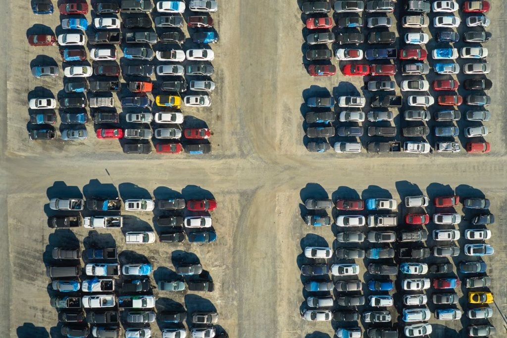 A Comprehensive Guide to How to Ship a Car from Salvage Auctions