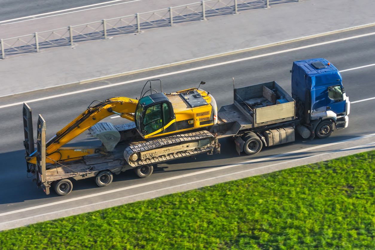 Understanding the Numbers: Your Guide to Cost and Timing in Heavy Equipment Shipping