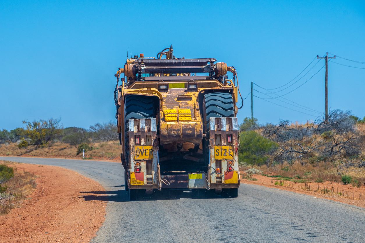 Maine's Highways and Harbors: Your Guide to Heavy Equipment Shipping Routes