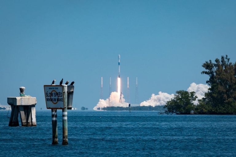 Maersk Integrates SpaceX Starlink: Transforming Global Shipping Connectivity