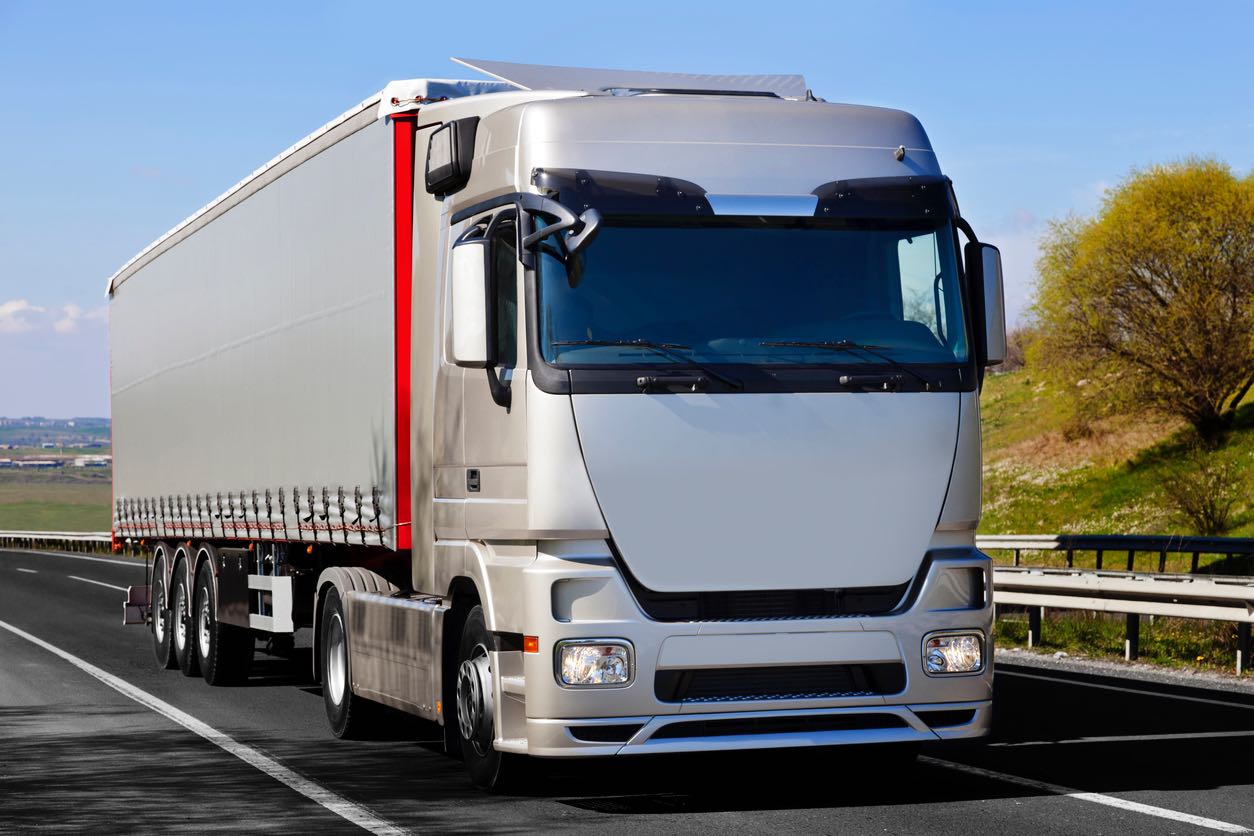 Is Hybrid Technology the Game-Changer for Modern Trucking?