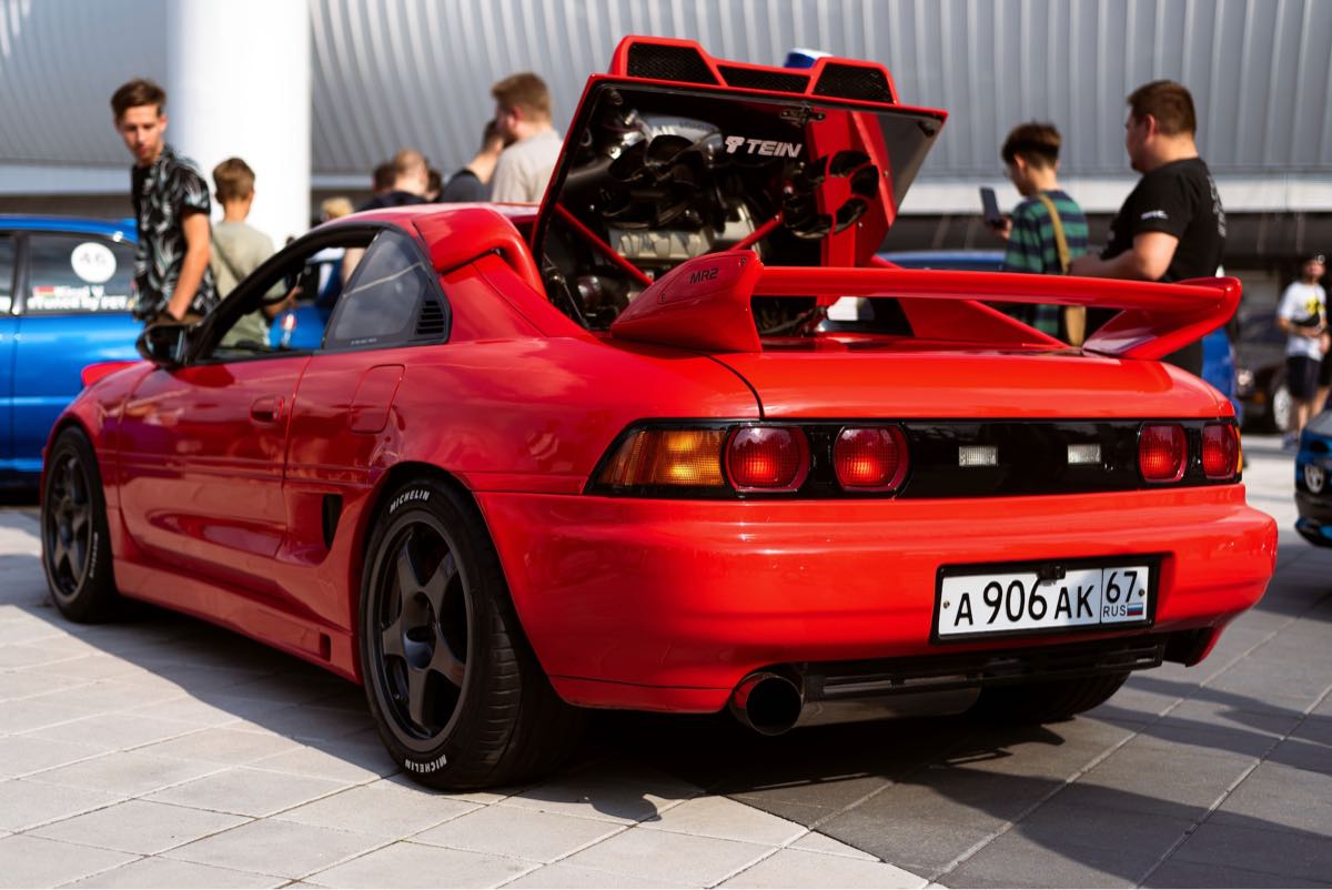 New Toyota MR2 Sports Car - Revival of an Icon