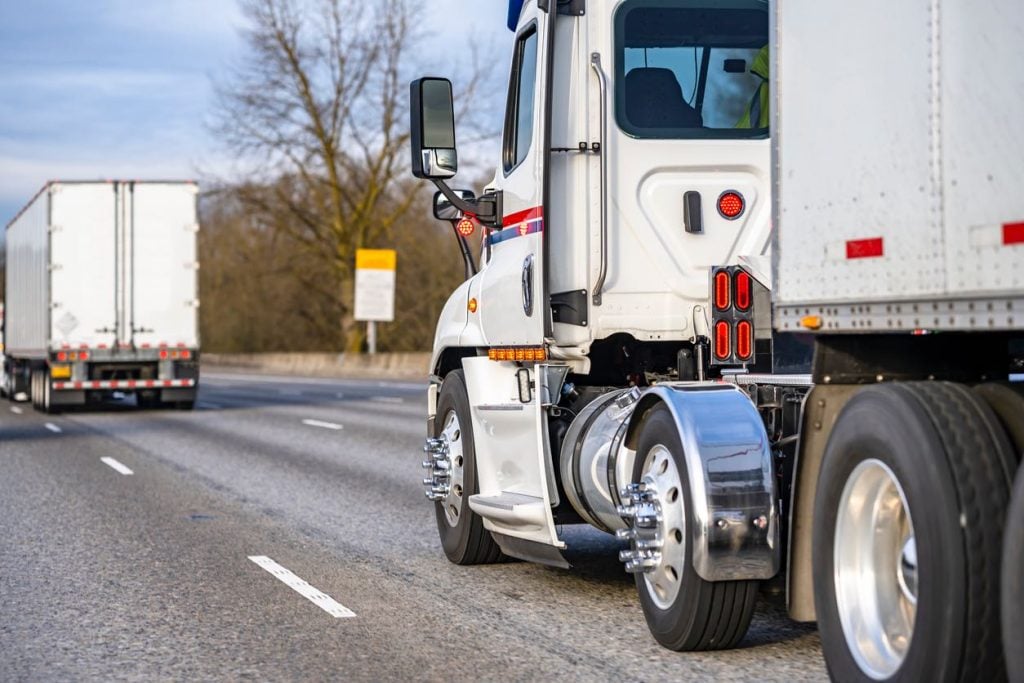 Expert Guide to 40ft Container Transport in the USA