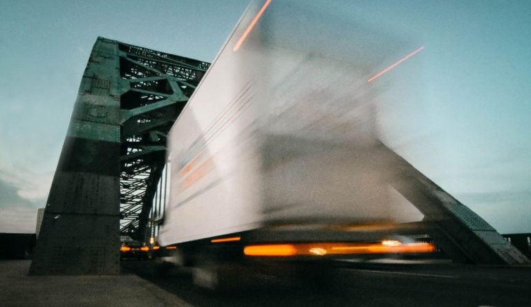 A Guide to Optimal Car Shipping in the USA